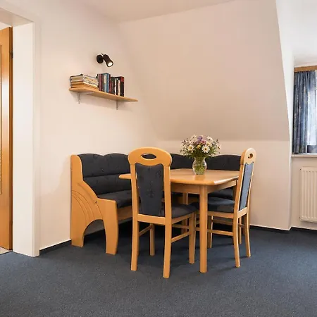 Haus Waldluft Whg. Eiche 아파트 *